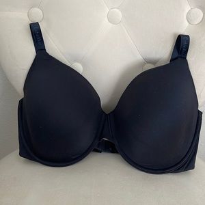 36DD Calvin Klein bra in new condition
